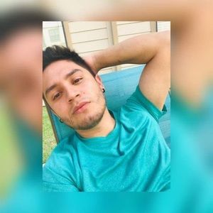 Meet your Posher, Camilo